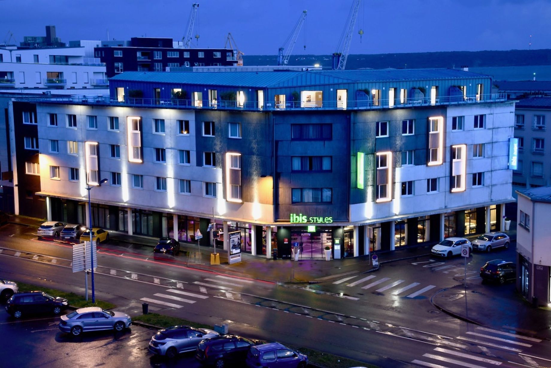 Extérieur hôtel Ibis Brest Port