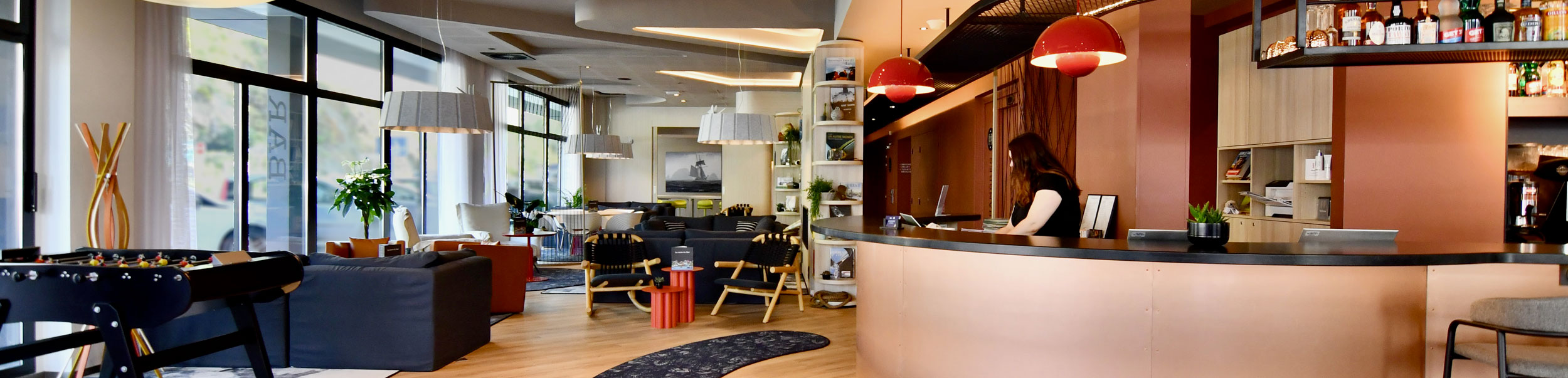 Accueil de l'hôtel du port de Brest